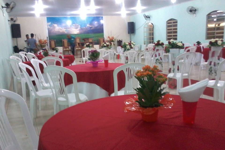 decoração simples para culto de casais