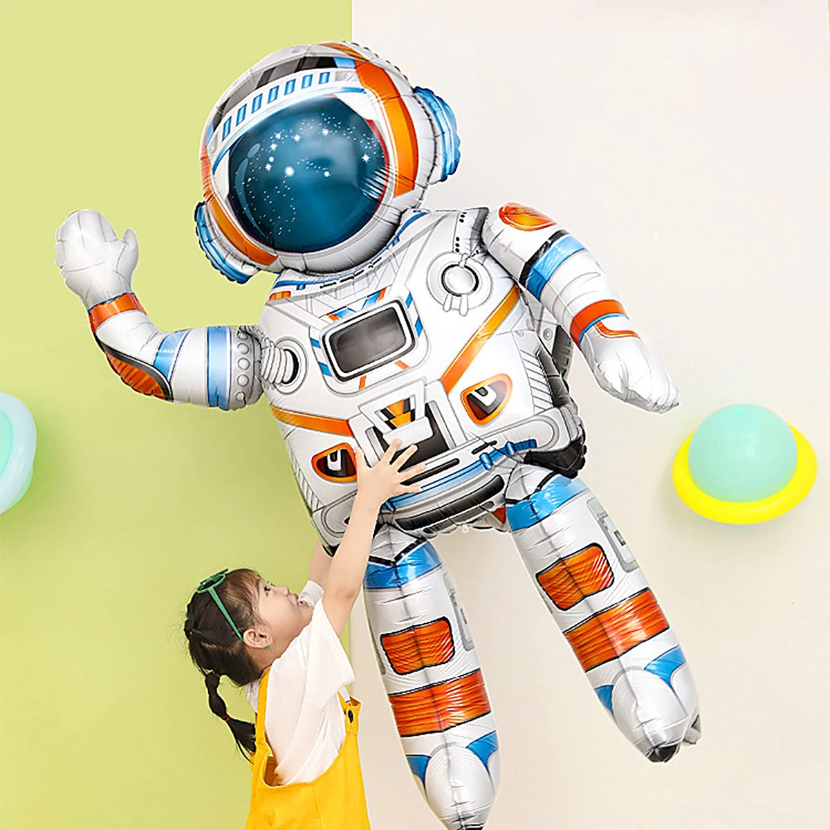 decoração astronauta vs decoração espacial qual escolher