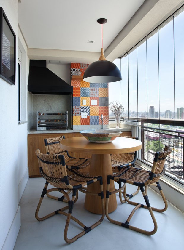 erros comuns ao decorar varanda gourmet