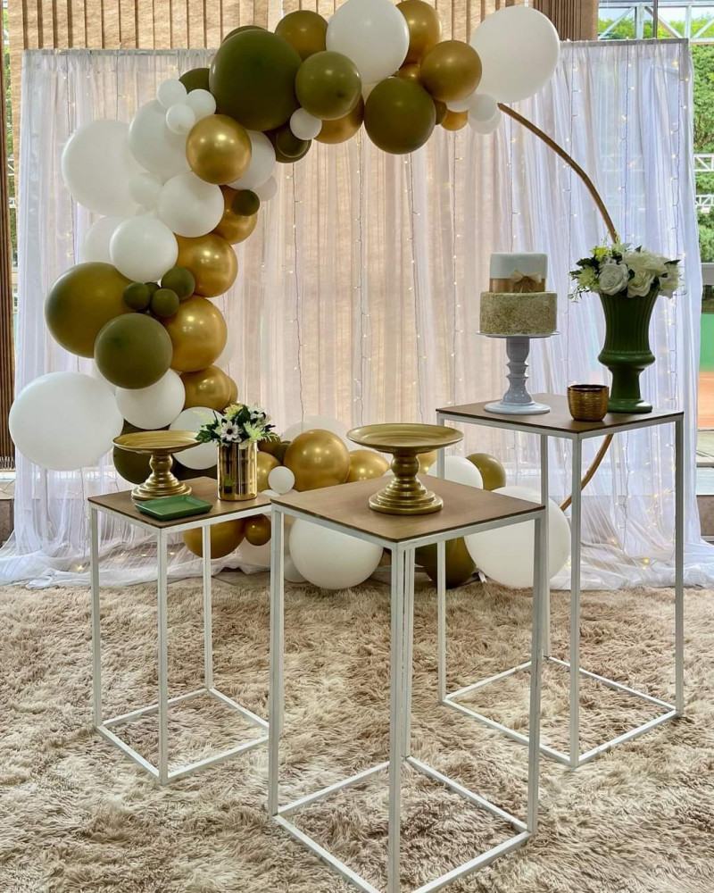 decoração verde branco e dourado