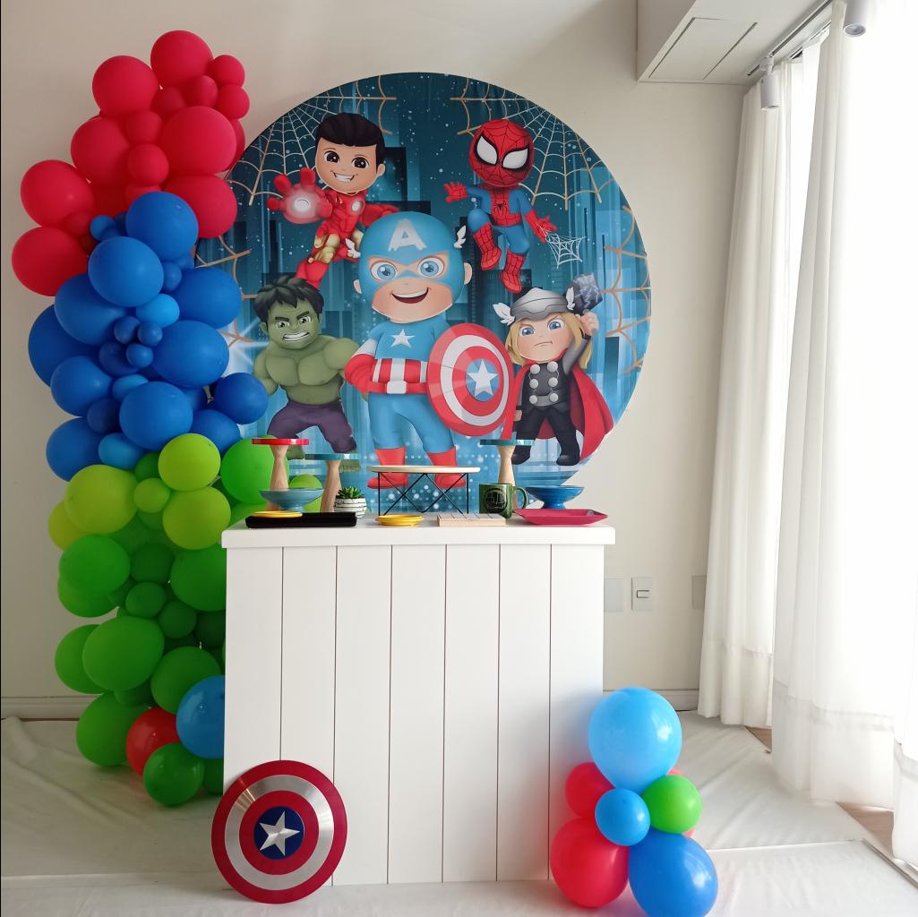 decoração vingadores tema específico (Homem de Ferro, Hulk, Capitão América)