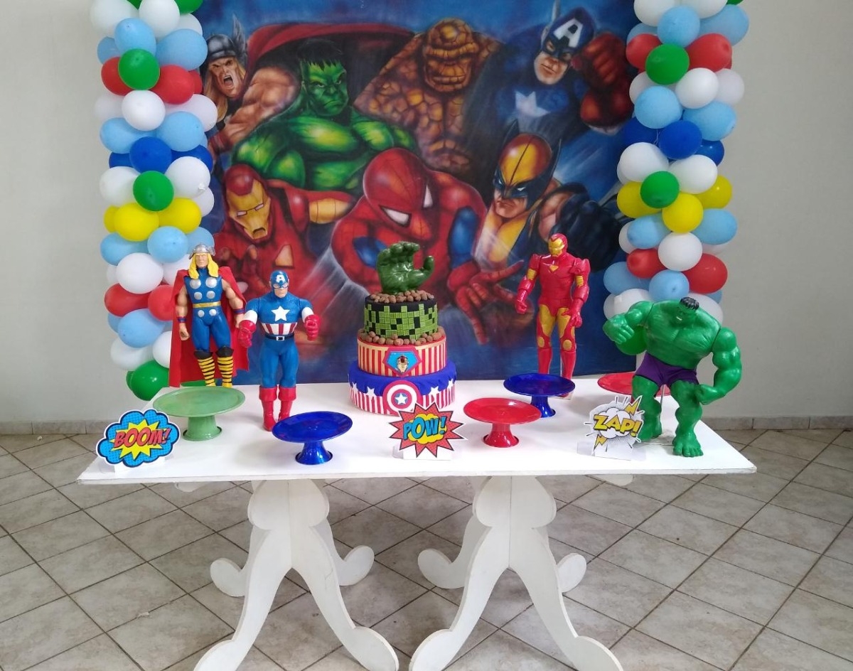 decoração vingadores para menina