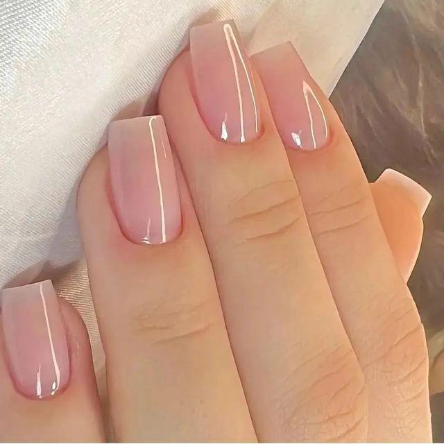 unhas delicadas com francesinha