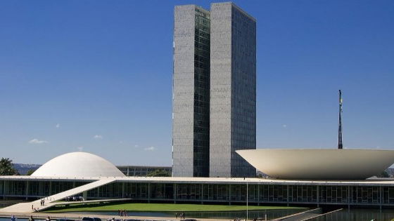 Como usar bancos de imagens gratuitos para fotos de Brasília