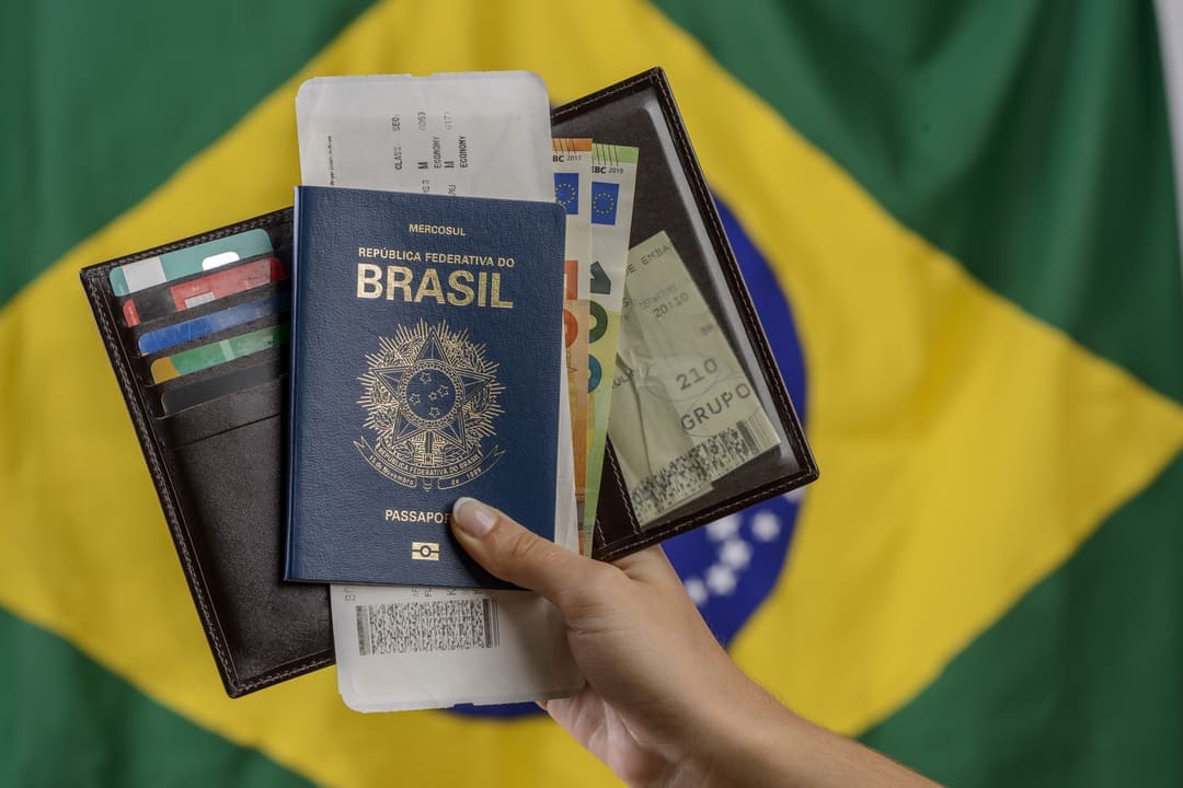 Entenda a taxa GRU para emissão do passaporte: Valores e como pagar