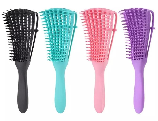 Tangle Teezer vs. Escova Polvo: Qual a Melhor para Desembaraçar Cabelos Molhados?