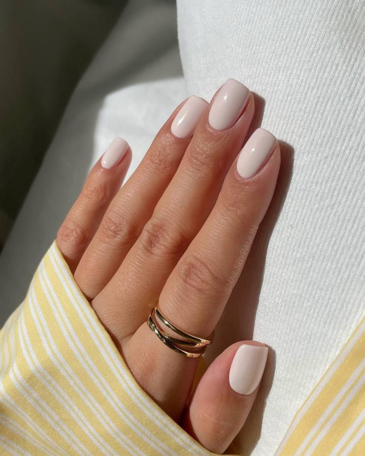 Esmalte em gel branco: Vale a pena investir?