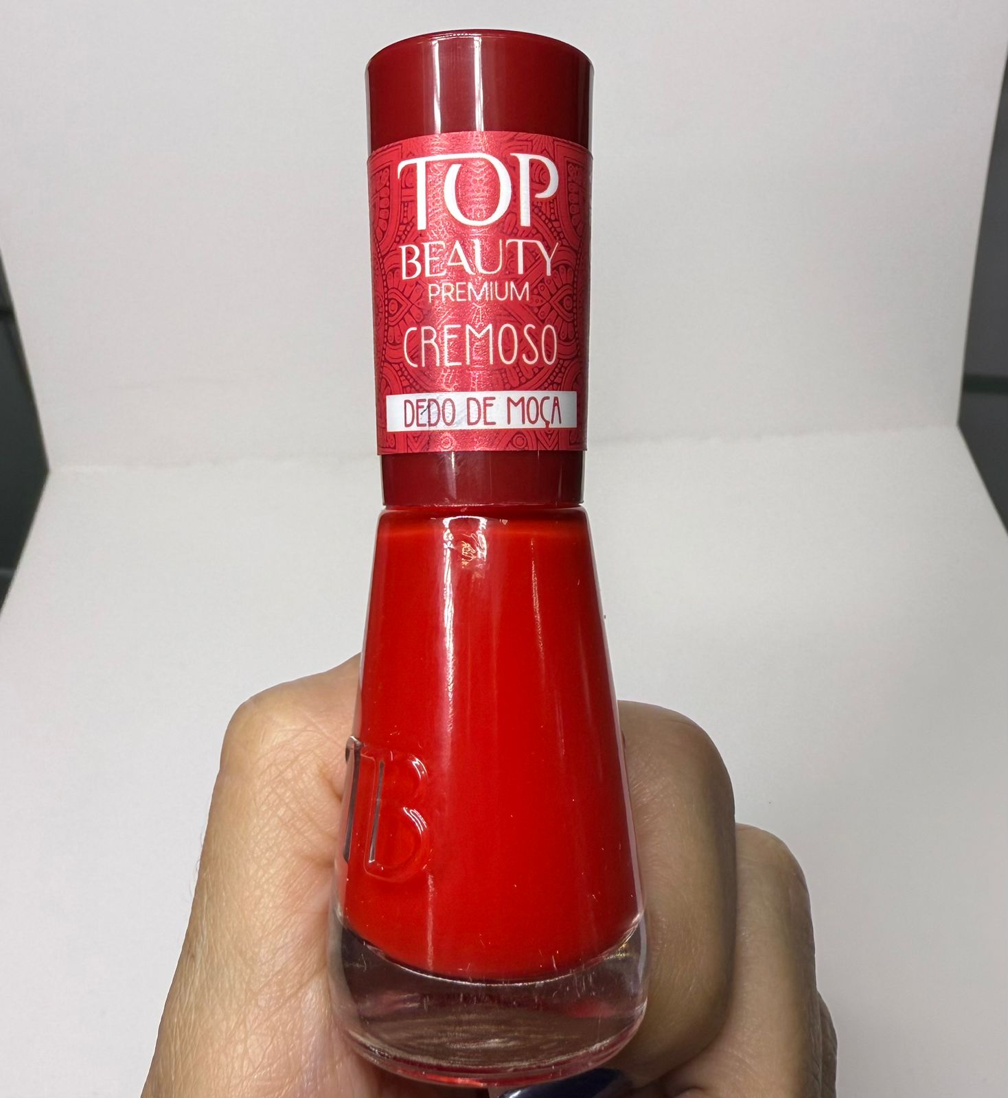 Esmalteria Dedo de Moça em Niterói: Serviços de Nail Design e Cuidados Profissionais