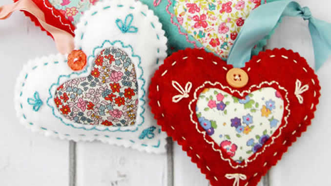 Descubra o significado das cores na estampa de coração