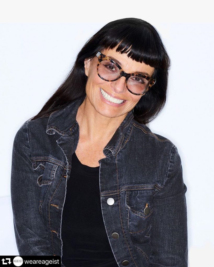 Análise de Tendências: O Papel do Estilista na Previsão da Moda