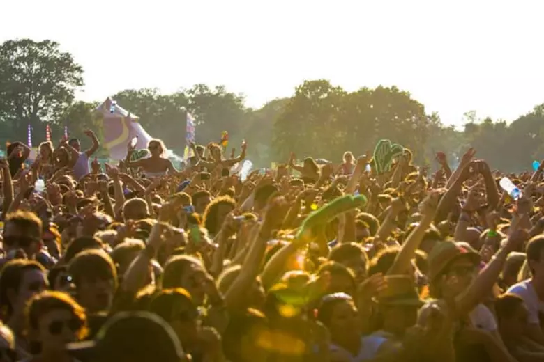 A Evolução do Festival de Verão Salvador ao Longo dos Anos