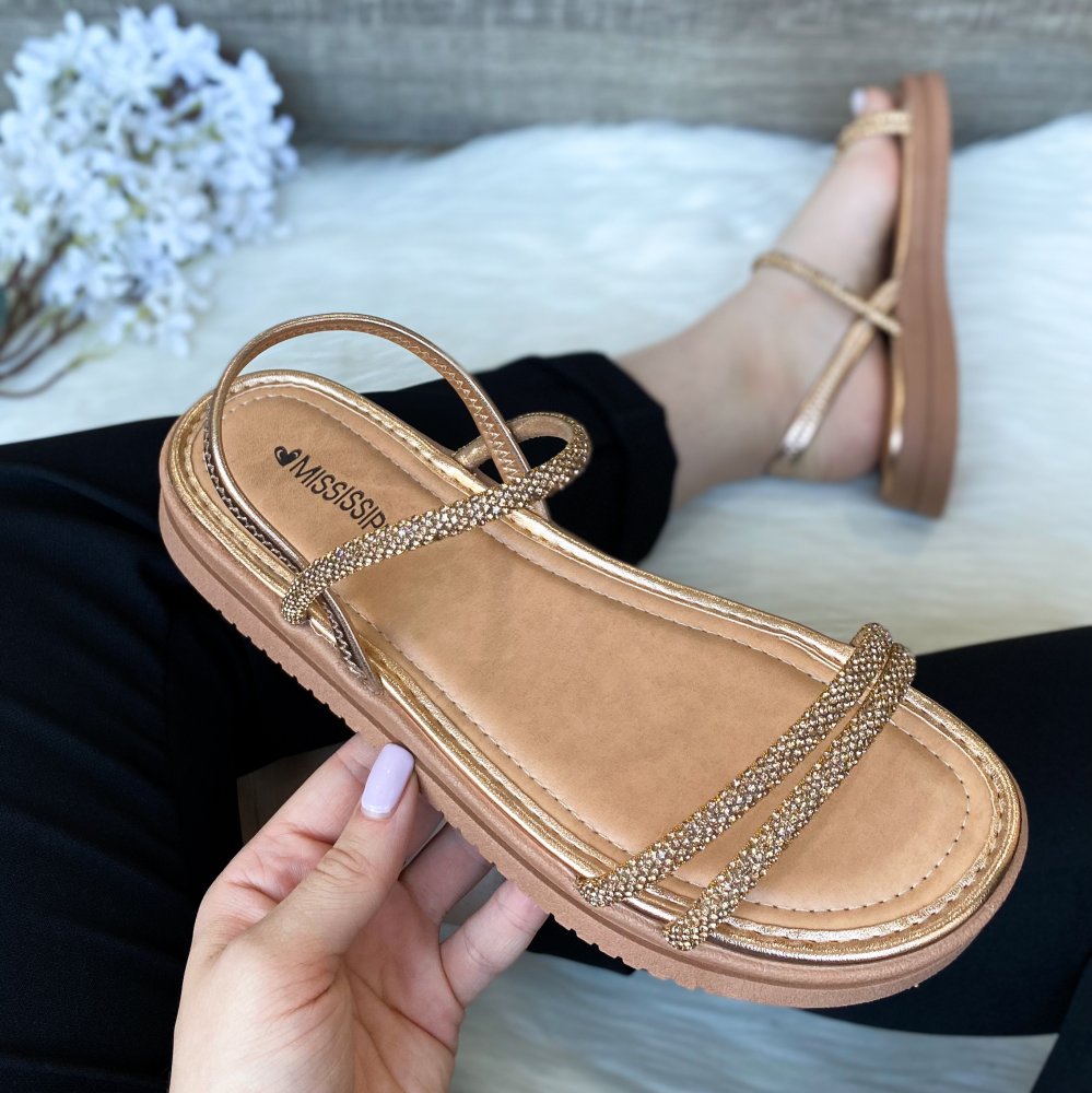 A História da Flatform: Do Okobo Japonês aos Solados Tratorados