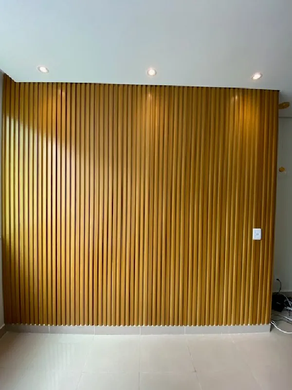 Como Escolher o Melhor Adesivo para Colar PVC na Parede