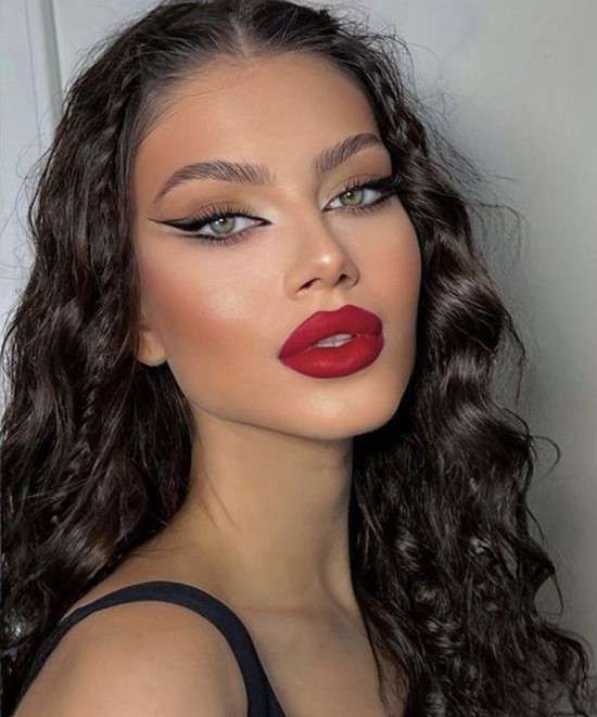 maquiagem de natal clássica vs moderna