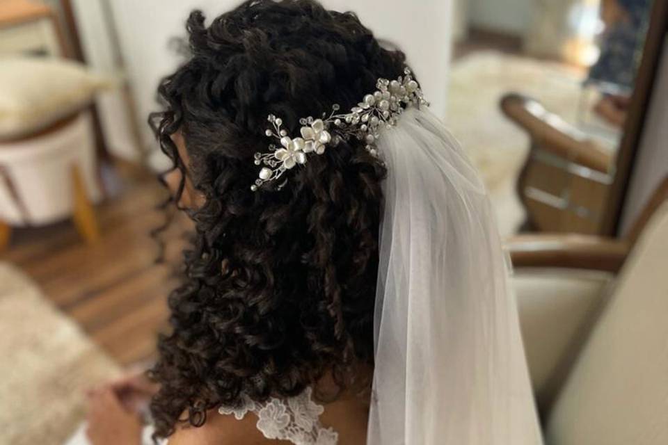 penteados cabelo cacheado tranças