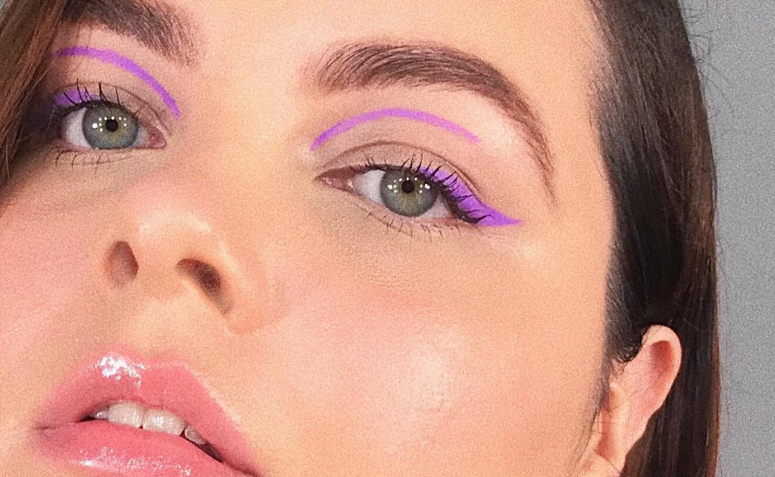 Inspirações de Looks com Batom Roxo para o Dia a Dia e Festas