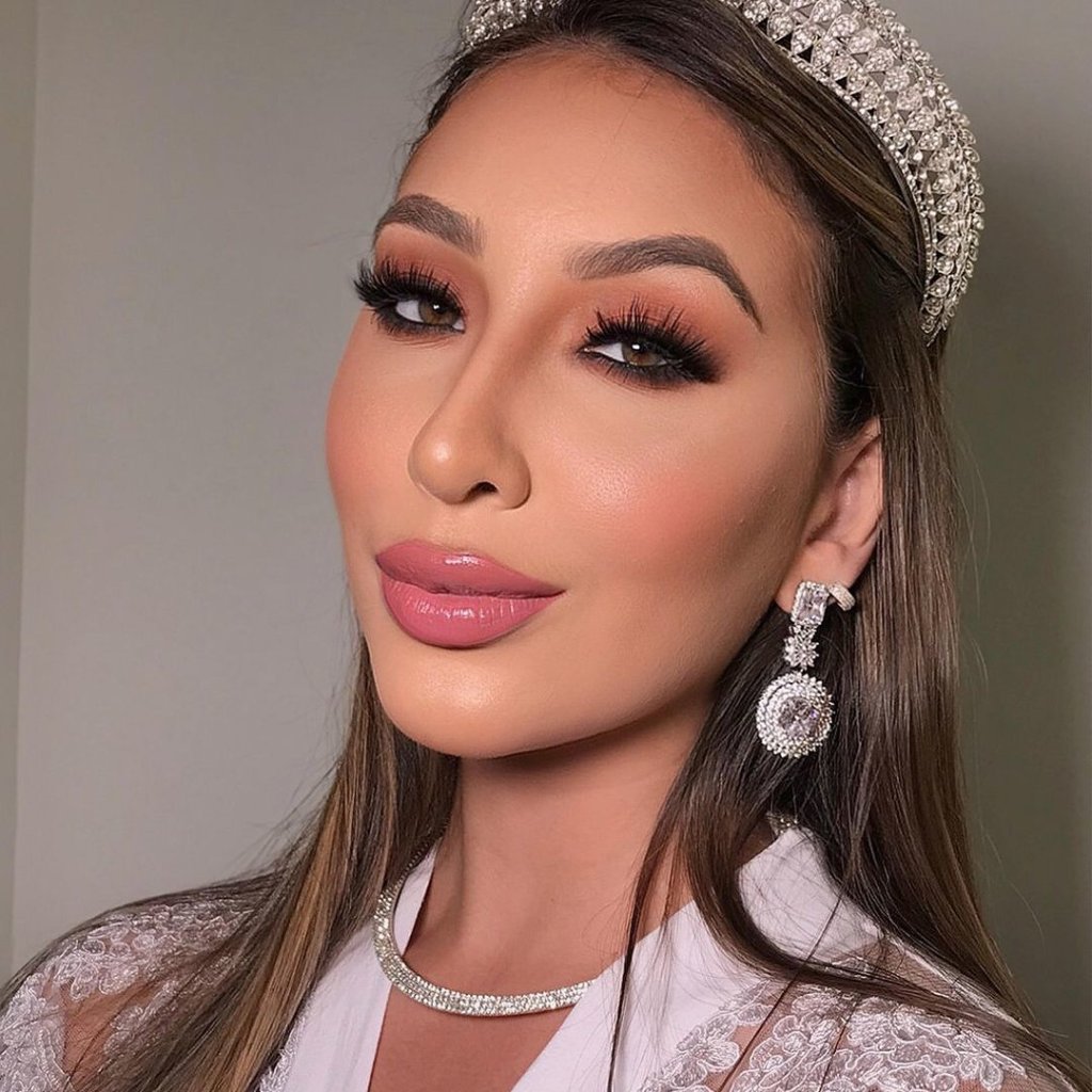 Maquiagem para Casamento à Noite: Brilho e Glamour