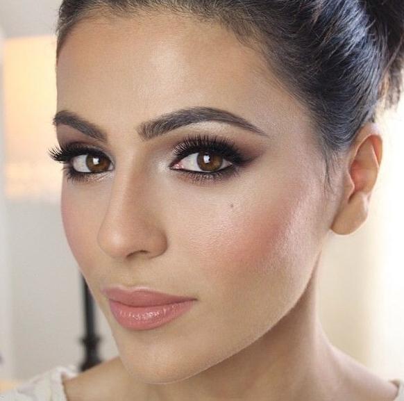 Maquiagem para Casamento à Noite: Brilho e Glamour