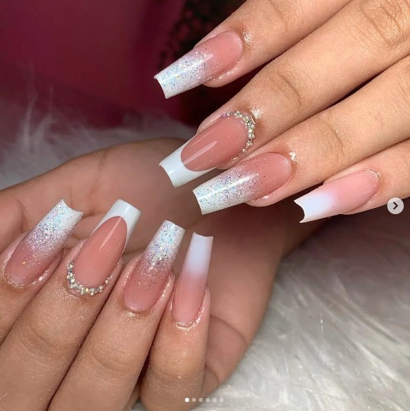 quanto custa fazer unhas decoradas para o natal