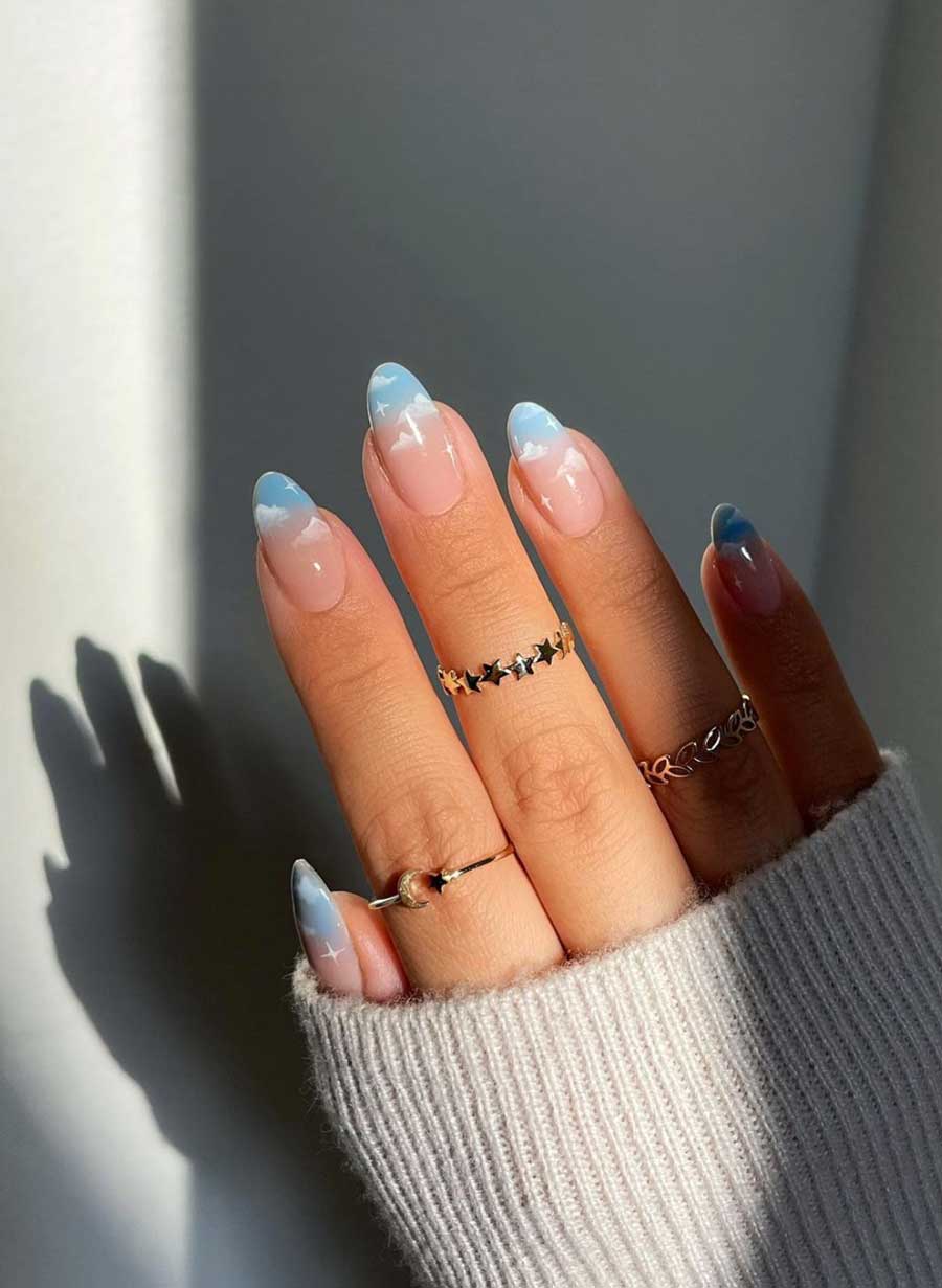 unhas amendoadas elegantes