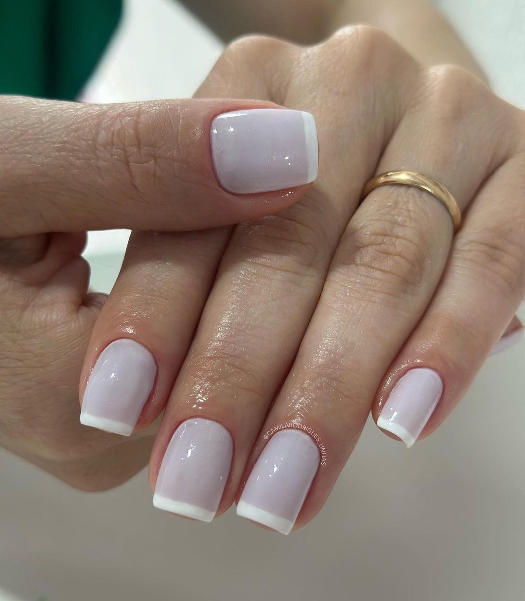 Microfrancesinha: O Minimalismo Elegante para Suas Unhas