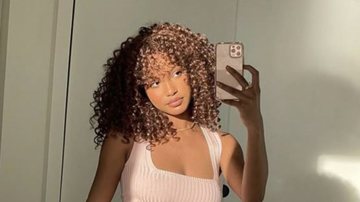 quanto custa um corte de cabelo cacheado com franja