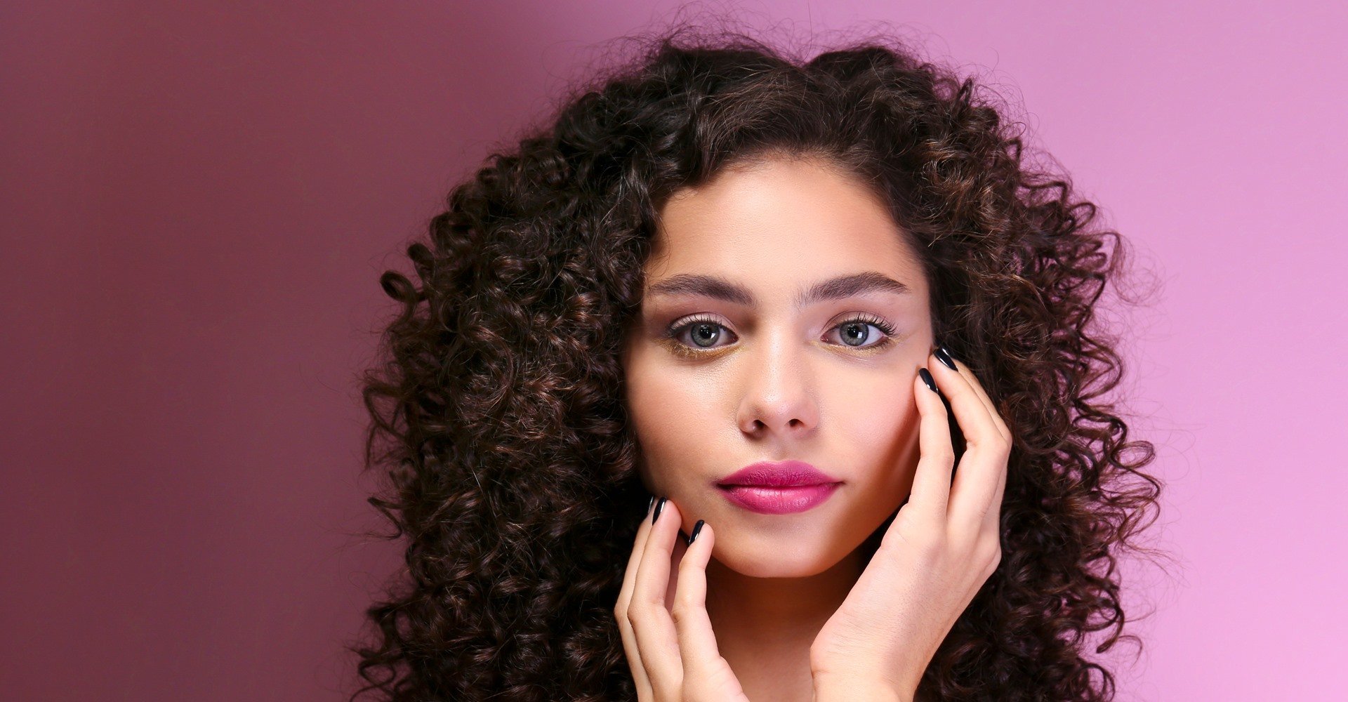 franja desfiada vs franja cortininha para cacheadas