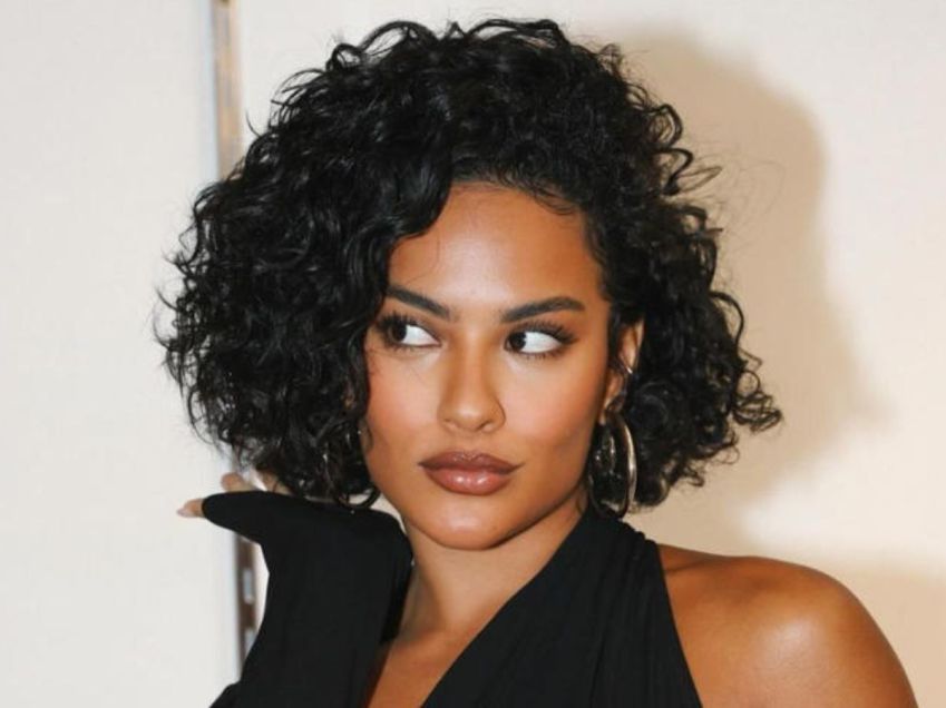 franja desfiada vs franja cortininha para cacheadas