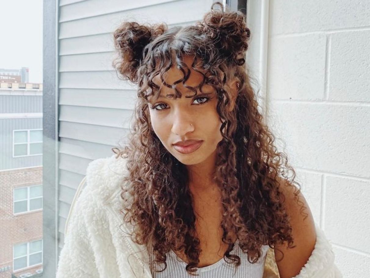 quanto custa cortar franja em cabelo cacheado