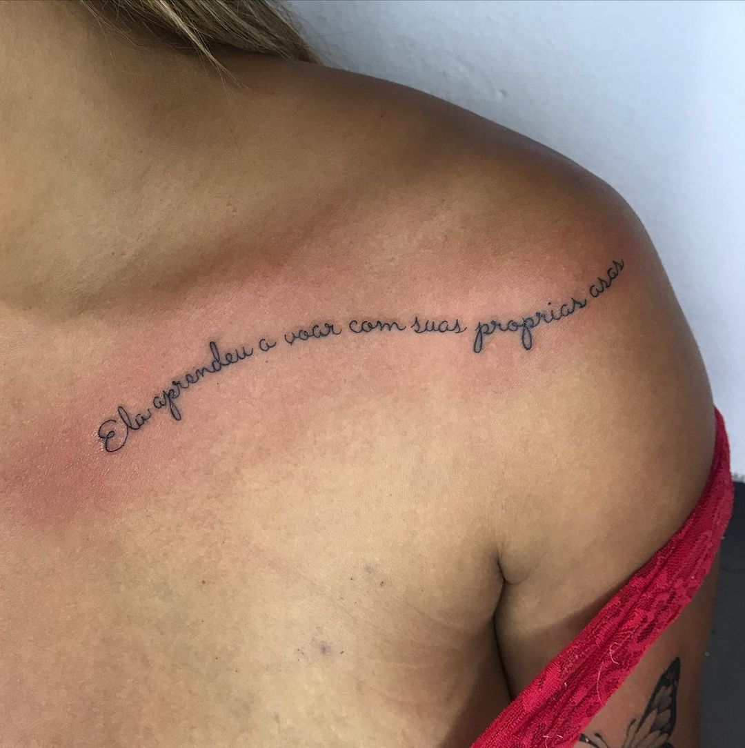 Guia Completo: Como Escolher a Frase Perfeita para Sua Tatuagem Feminina