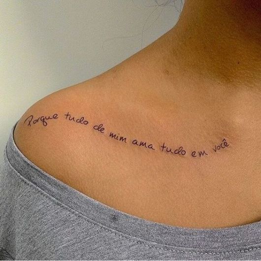Tatuagens Fine Line: Frases Curtas e Delicadas para Inspirar