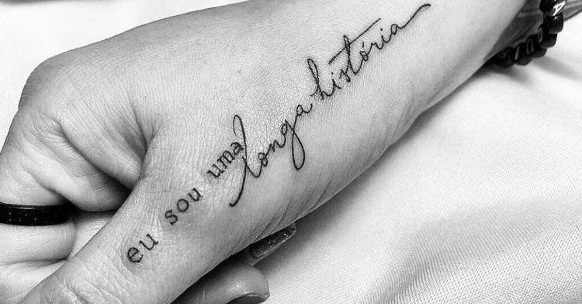 Frases em Latim para Tatuagem Feminina: Significado e Elegância