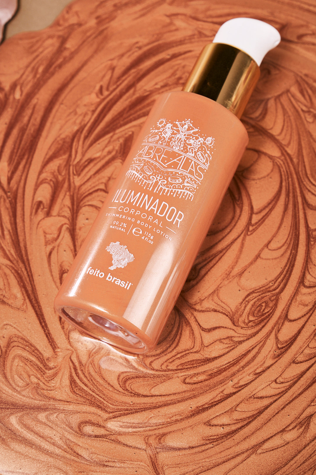 Iluminador corporal vs. autobronzeador: qual a diferença?