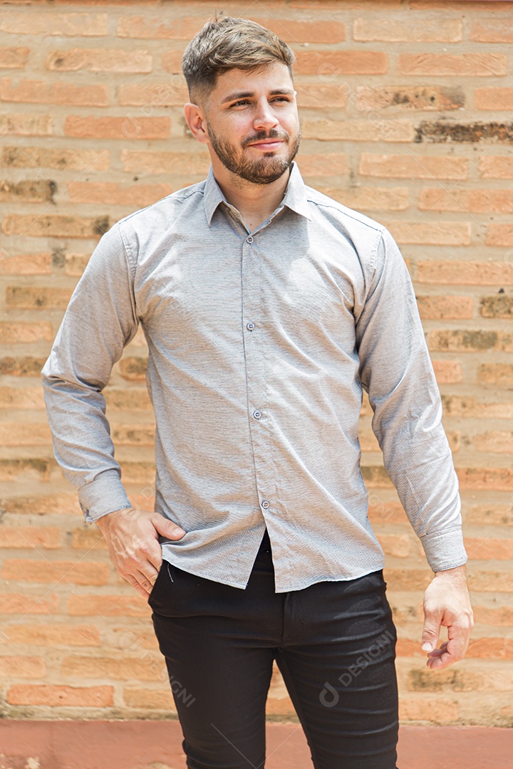 Peças Essenciais para um Guarda-Roupa Masculino Estiloso e Versátil