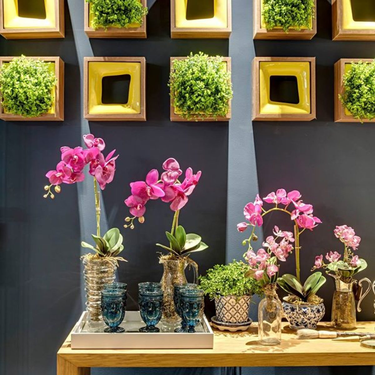 ideias arranjos de flores para sala