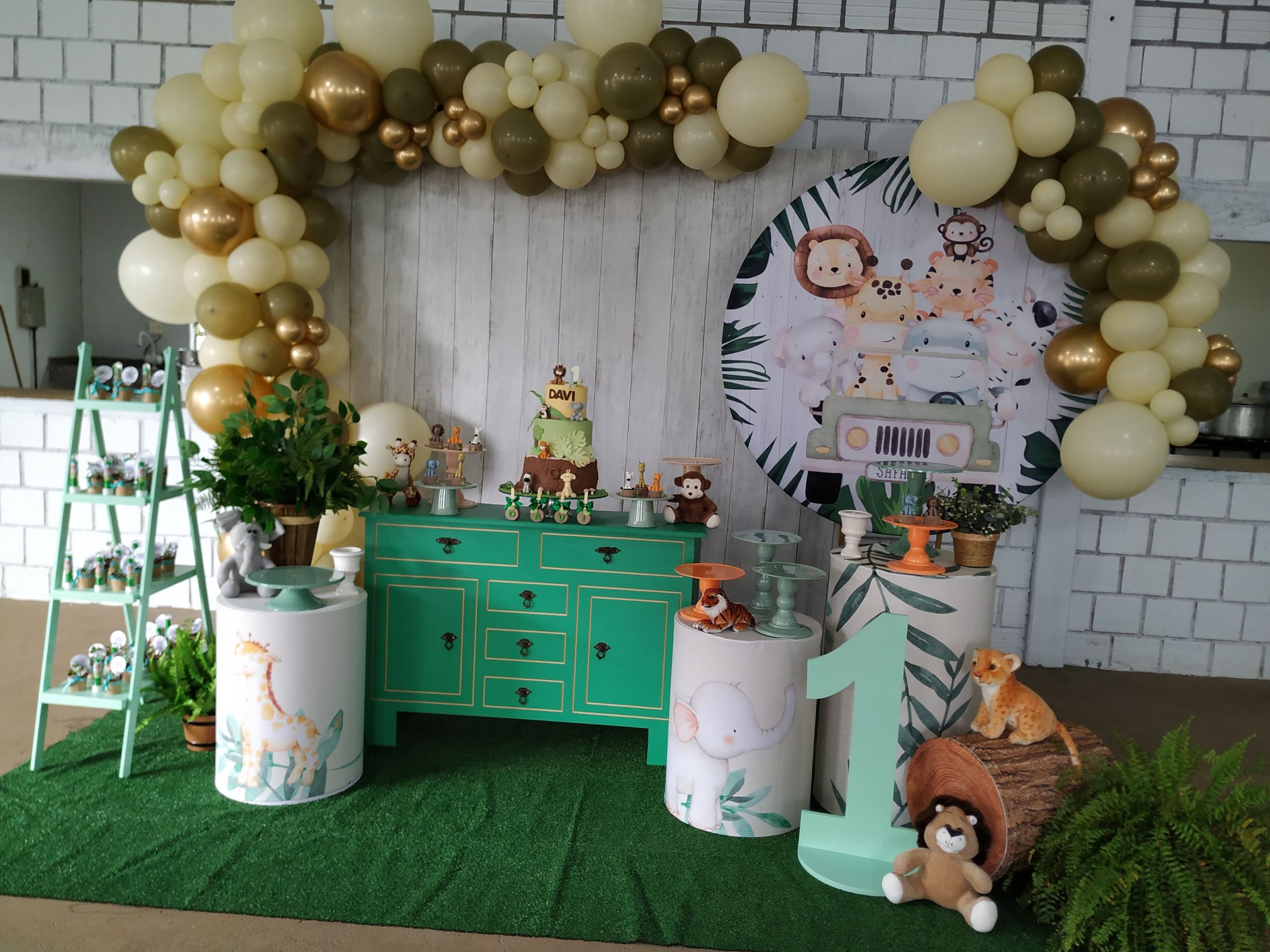 erros comuns decoração festa safari infantil evitar