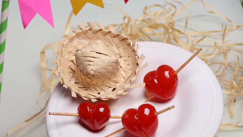 como fazer decoração festa tomate barata