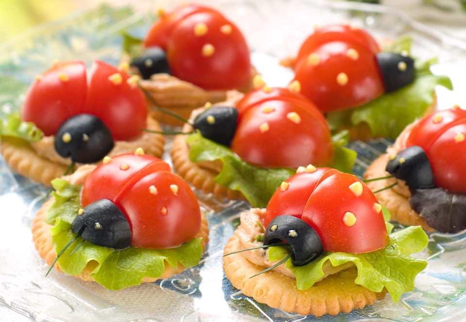 decoração festa tomate cereja ou comum qual melhor