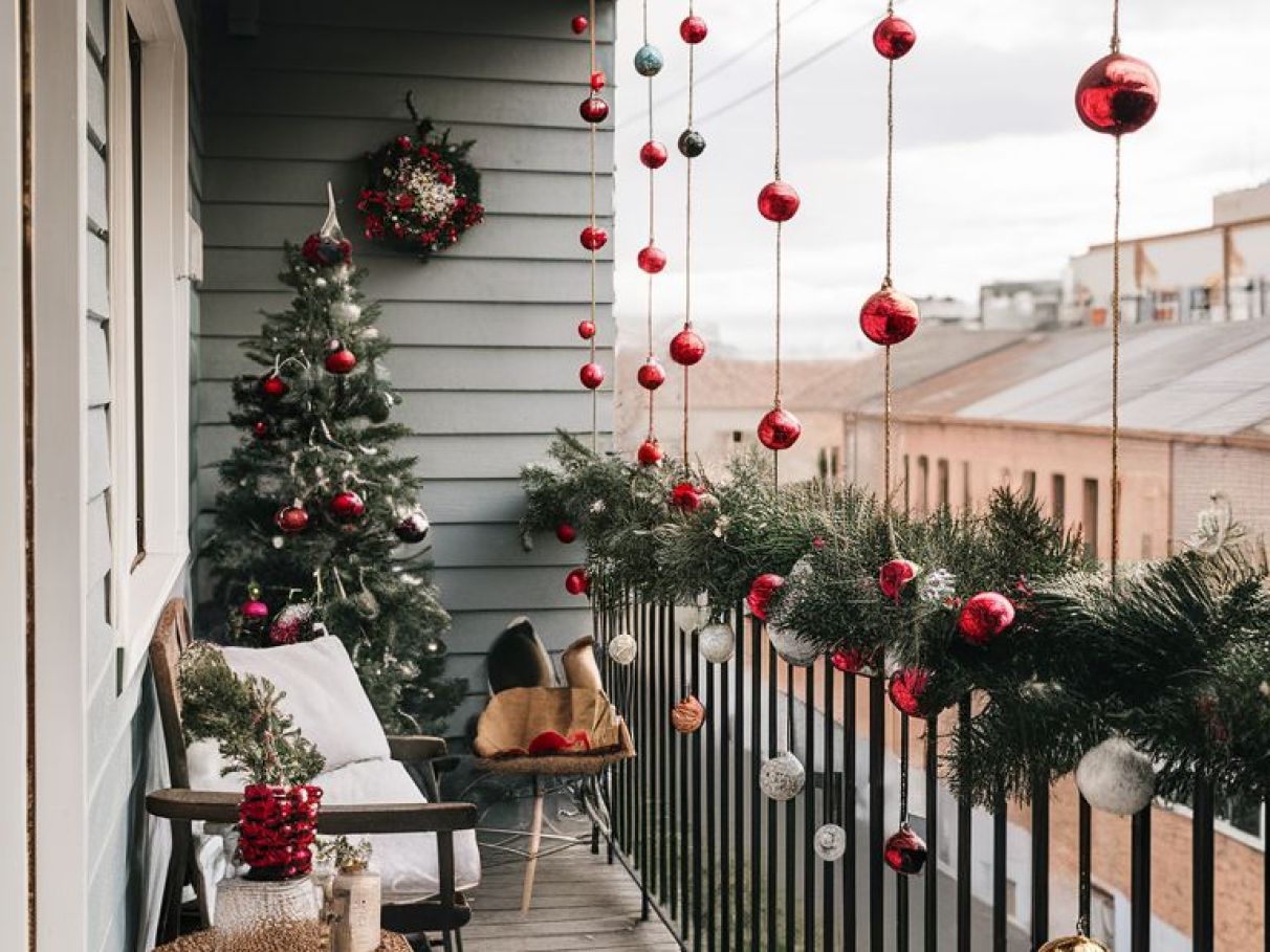 erros comuns decorar varanda natal barato
