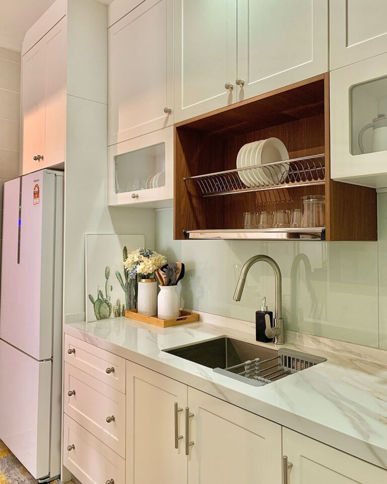 Iluminação Estratégica: Transforme sua Cozinha Pequena com Luz