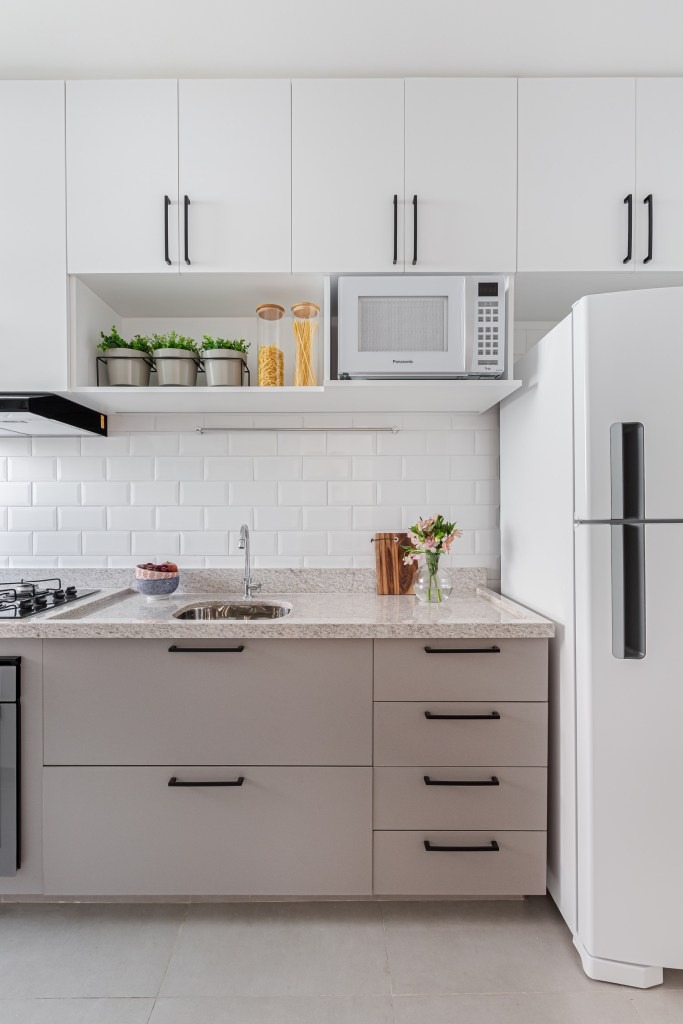 Top 10 Organizadores Essenciais para Maximizar o Espaço em Cozinhas Compactas