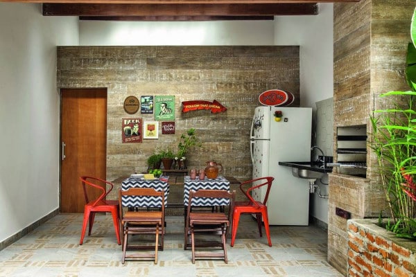 área de churrasqueira rústica vs moderna