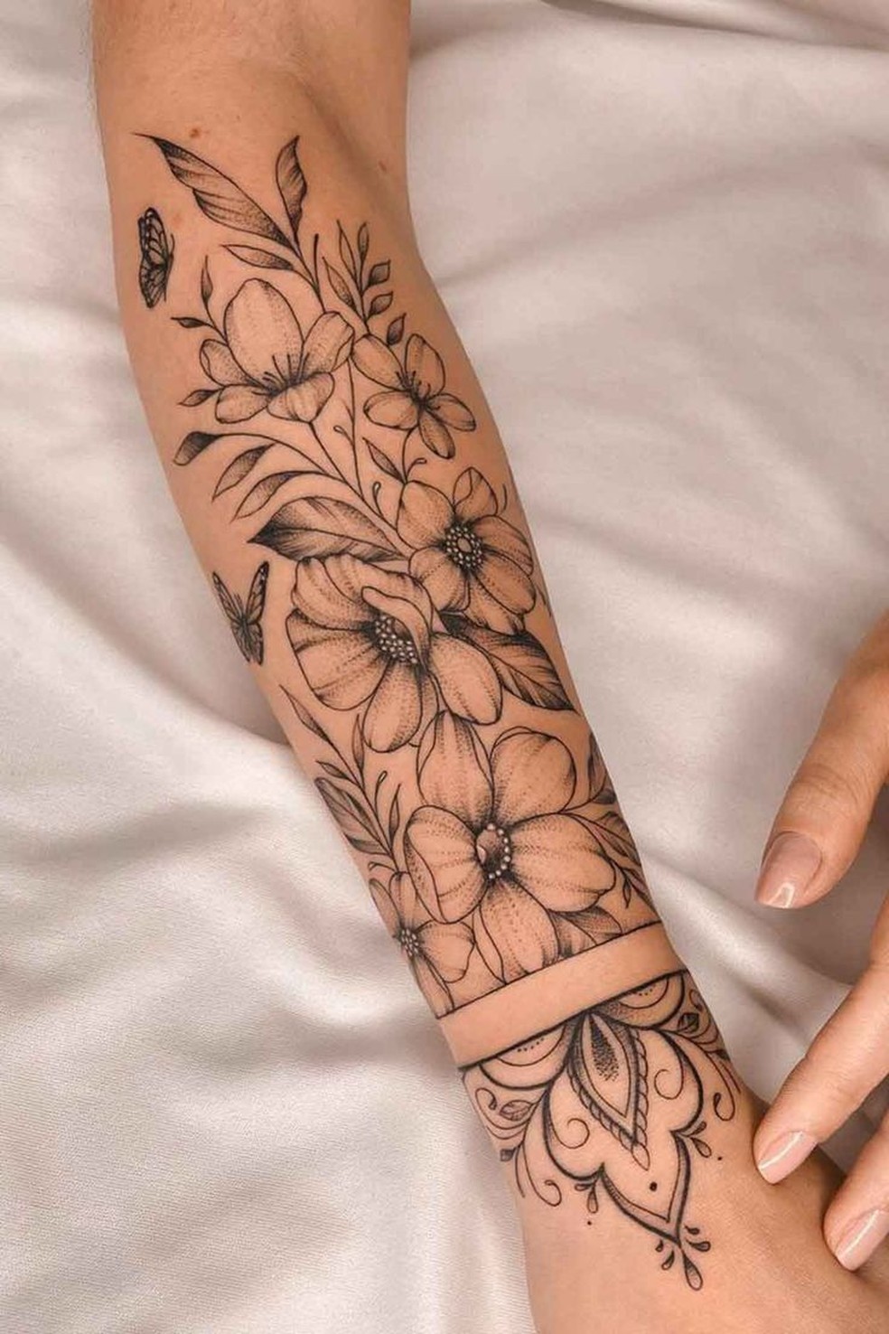 Guia Completo: Como Escolher a Tatuagem Perfeita para o Seu Braço