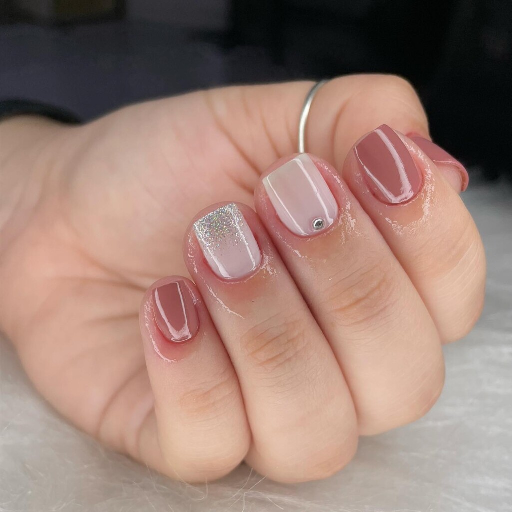 como cuidar de unhas curtas
