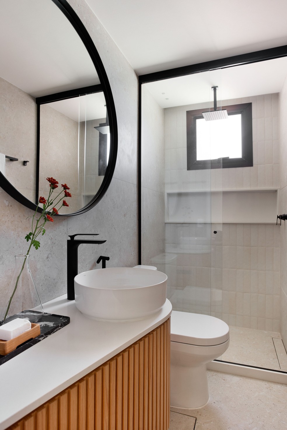 como fazer nicho embutido no box de banheiro pequeno