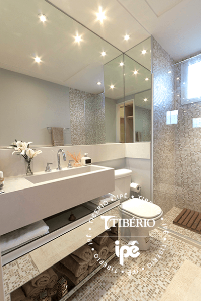 erros comuns ao decorar banheiro pequeno em apartamento