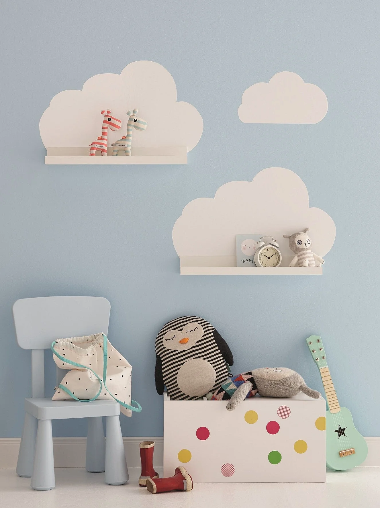 adesivo nuvem ou pintura parede quarto infantil