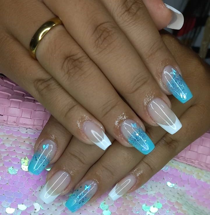 unhas amendoadas decoradas