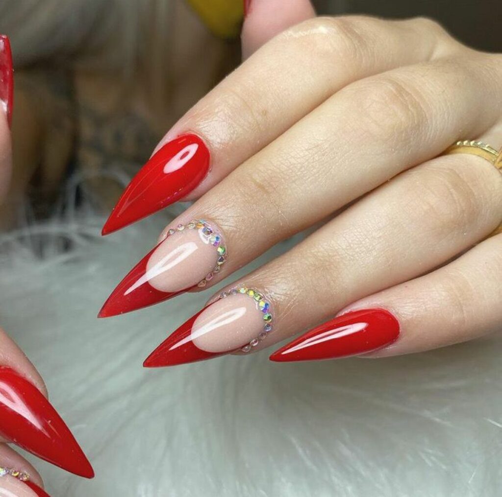 unhas vermelhas clássicas