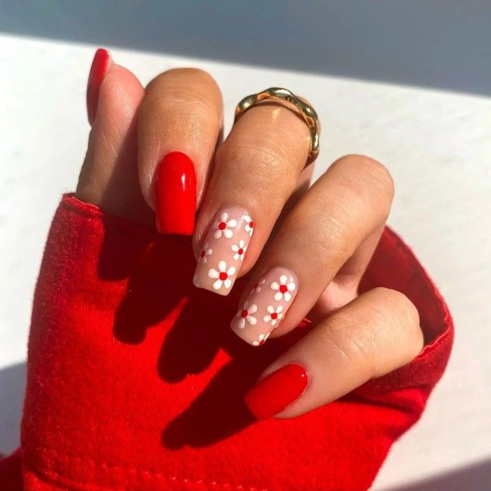 unhas vermelhas para festas